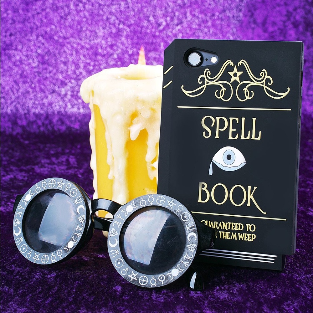 Valfré Spell Book 3D iPhone 6s Case
